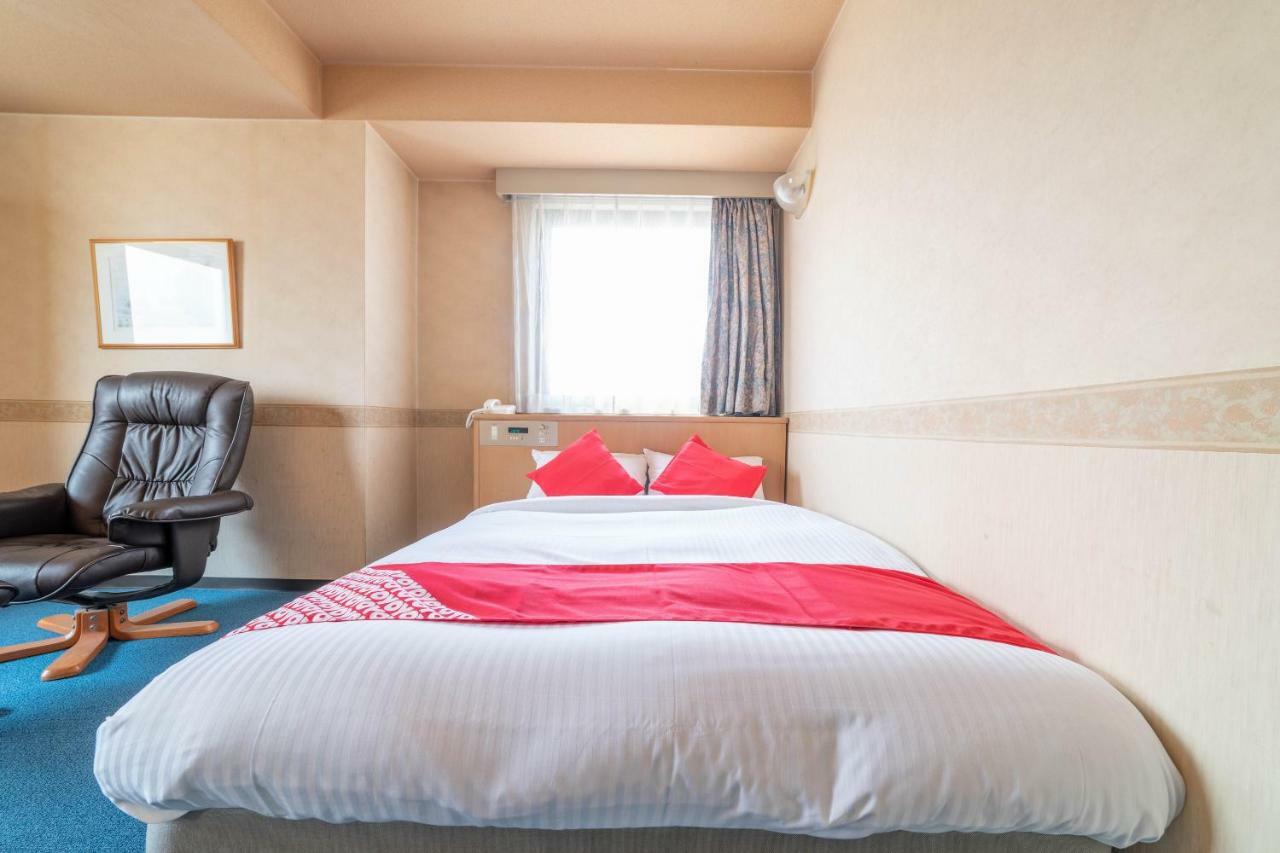 Oyo Business Hotel Nishiura Jokkaiči Exteriér fotografie