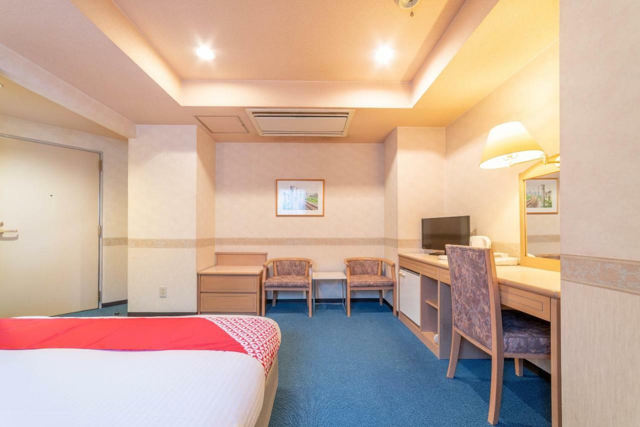 Oyo Business Hotel Nishiura Jokkaiči Exteriér fotografie