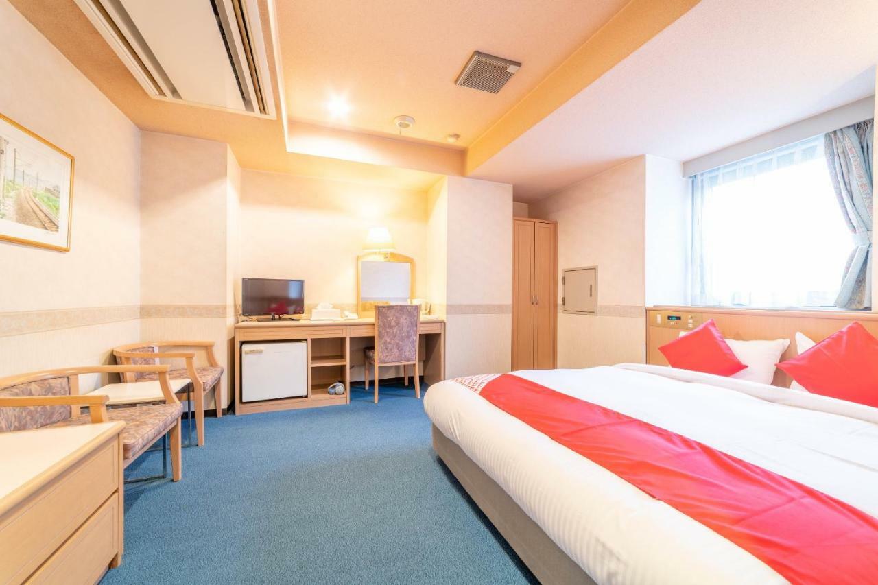 Oyo Business Hotel Nishiura Jokkaiči Exteriér fotografie
