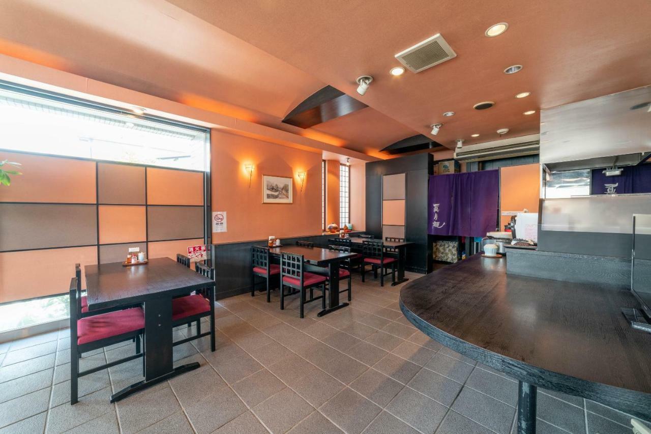 Oyo Business Hotel Nishiura Jokkaiči Exteriér fotografie